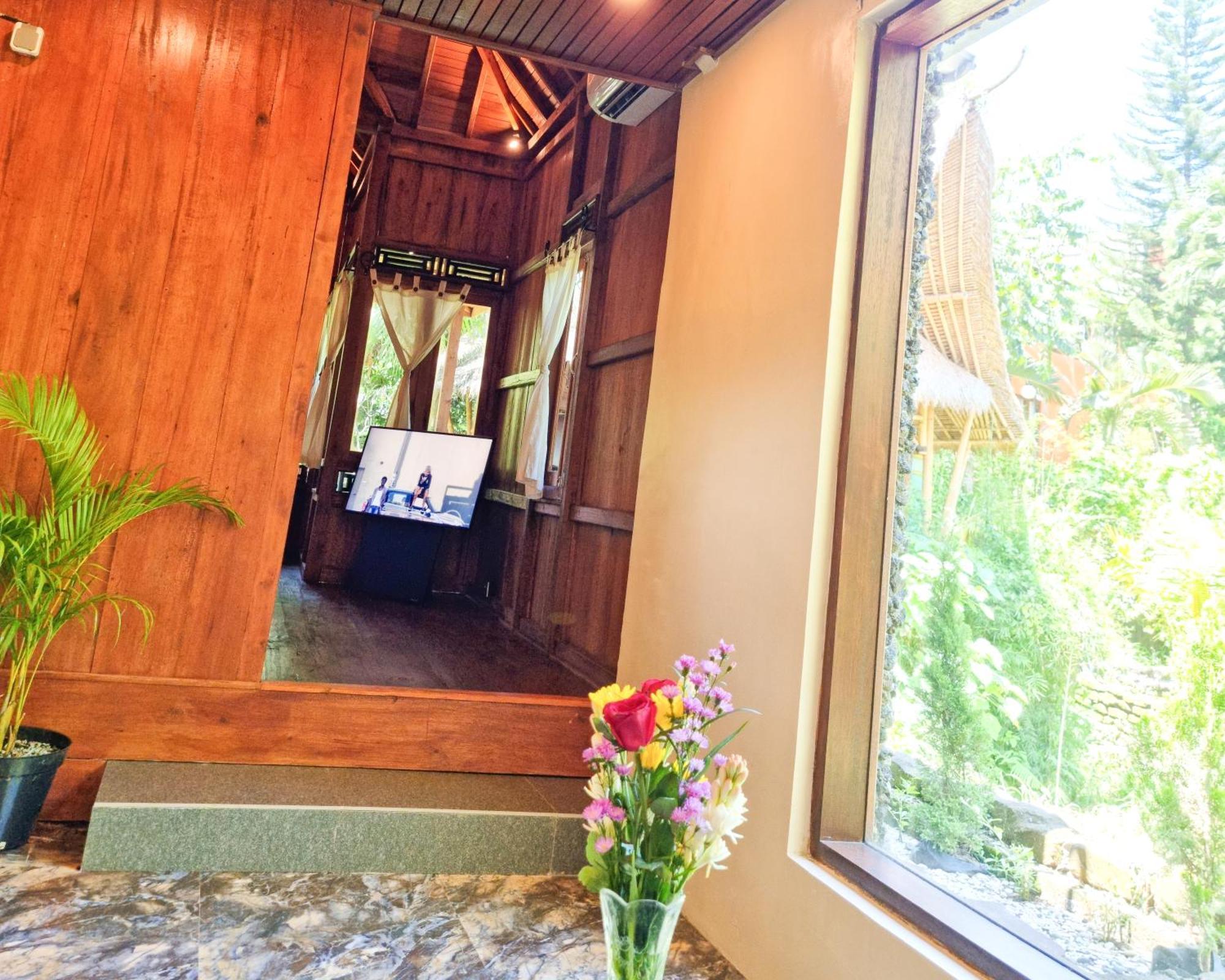Avalon Ubud Castle & Spa Exterior foto