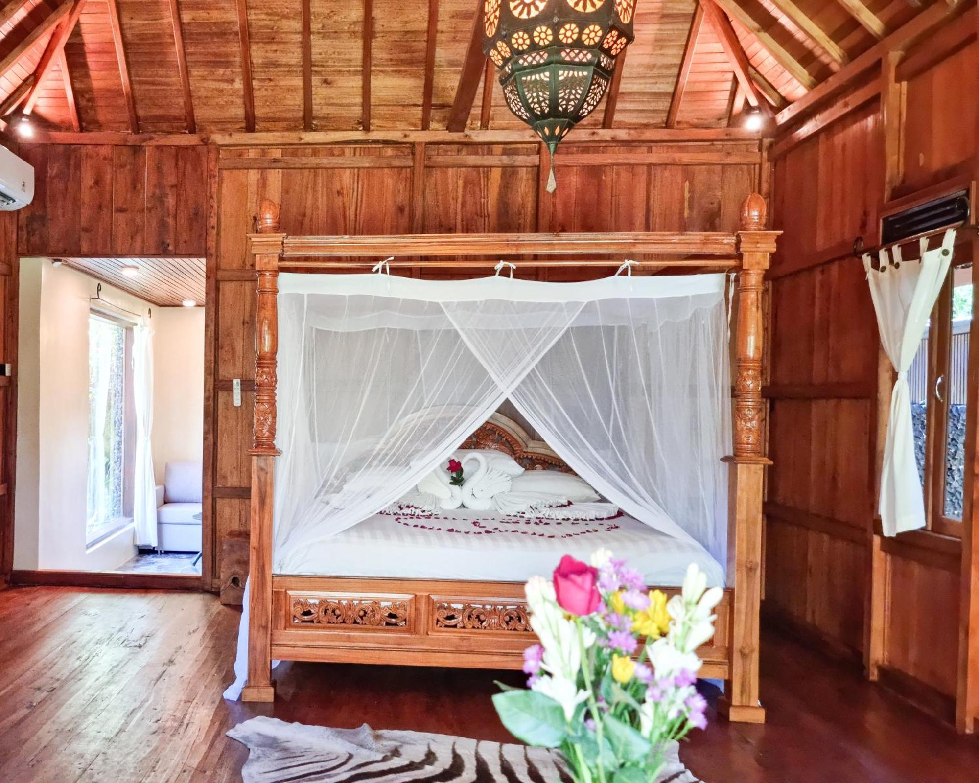 Avalon Ubud Castle & Spa Exterior foto
